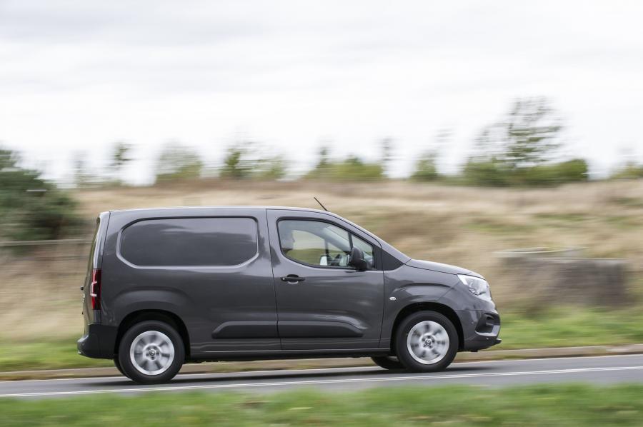  Vauxhall Combo 2018 года  (фото 7 из 24)